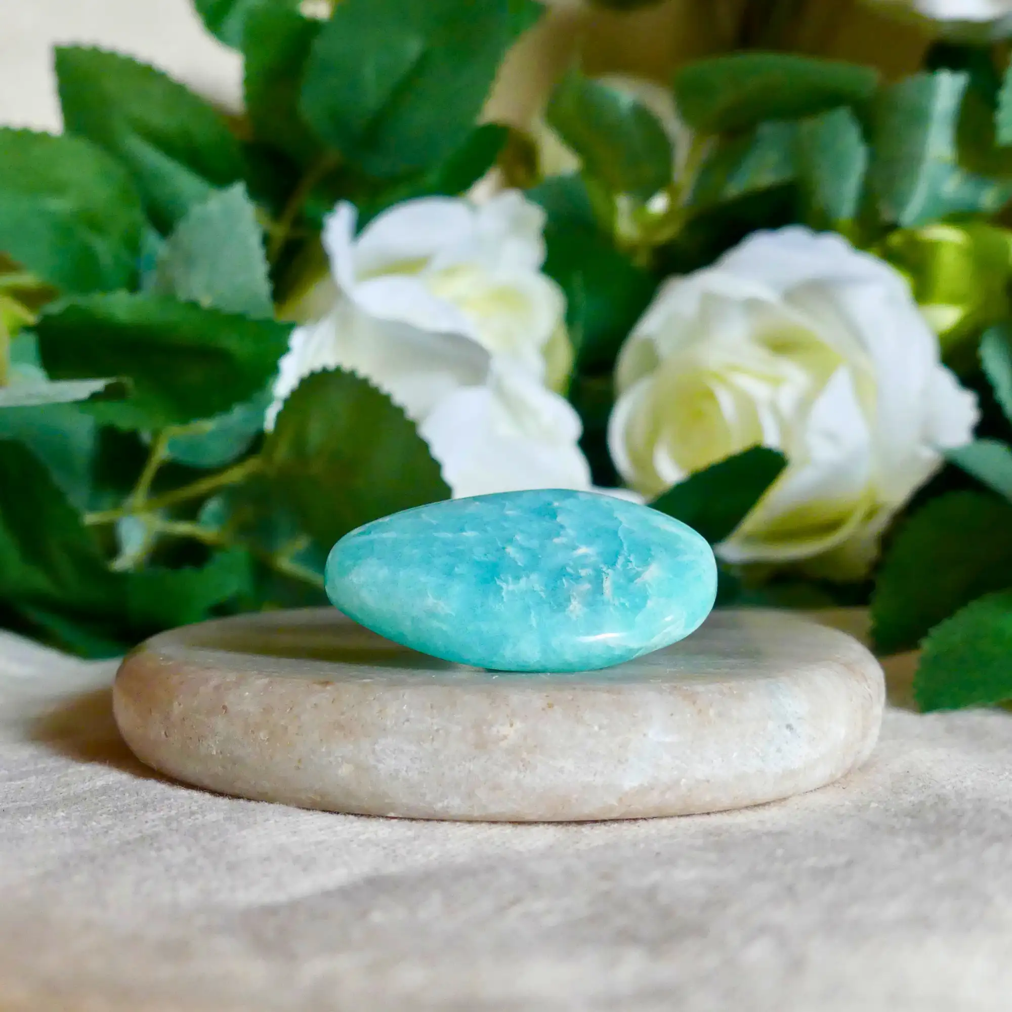 Pierre plate en amazonite polie