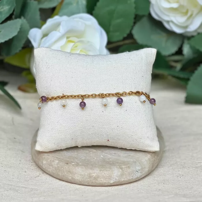 Bracelet Reliques n°1 sur son coussin