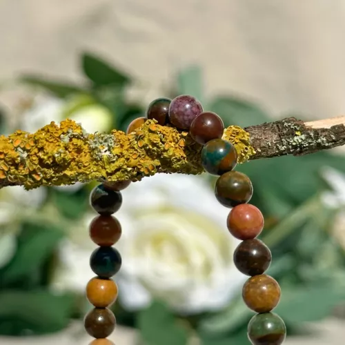 bracelet jaspe ocean 6 mm en gros plan
