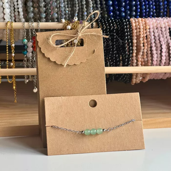 bracelet reliques n°2 et son paquet cadeau