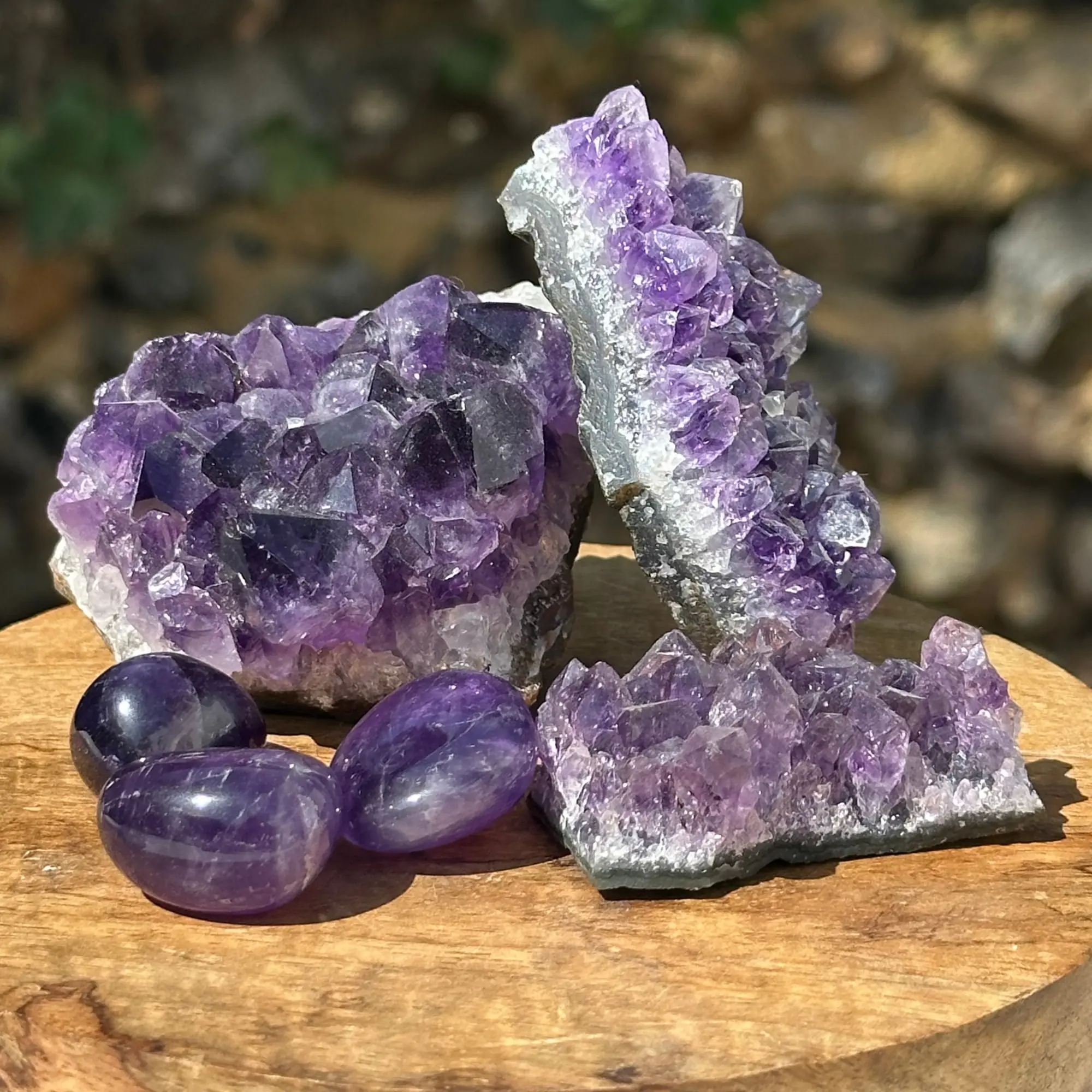 Assortiment d'améthyste druse et roulée
