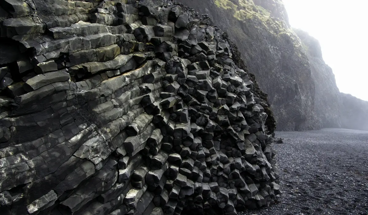 Falaise de basalte, augite