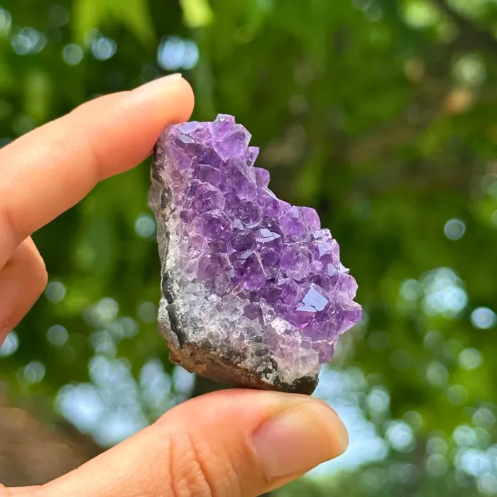Druse améthyste de petite taille