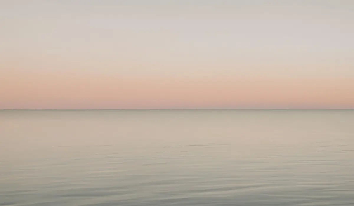 crépuscule sur la mer, pour illustrer l'immensité de 0