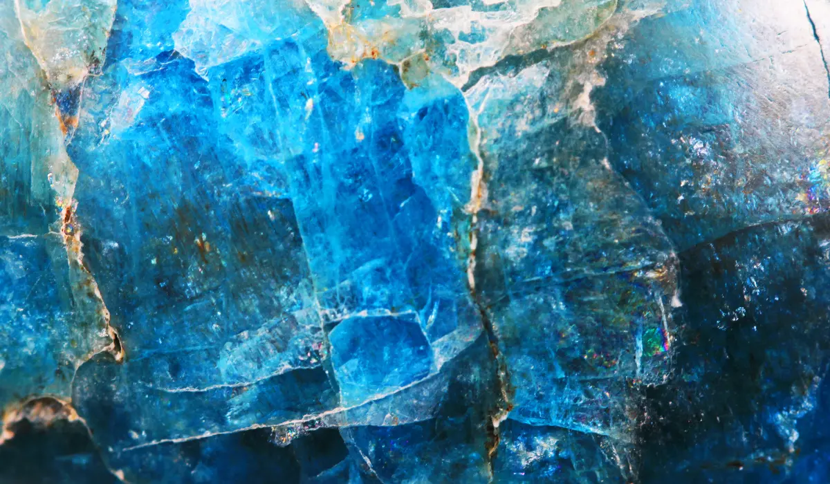 Cristal d'apatite, phosphates, en gros plan