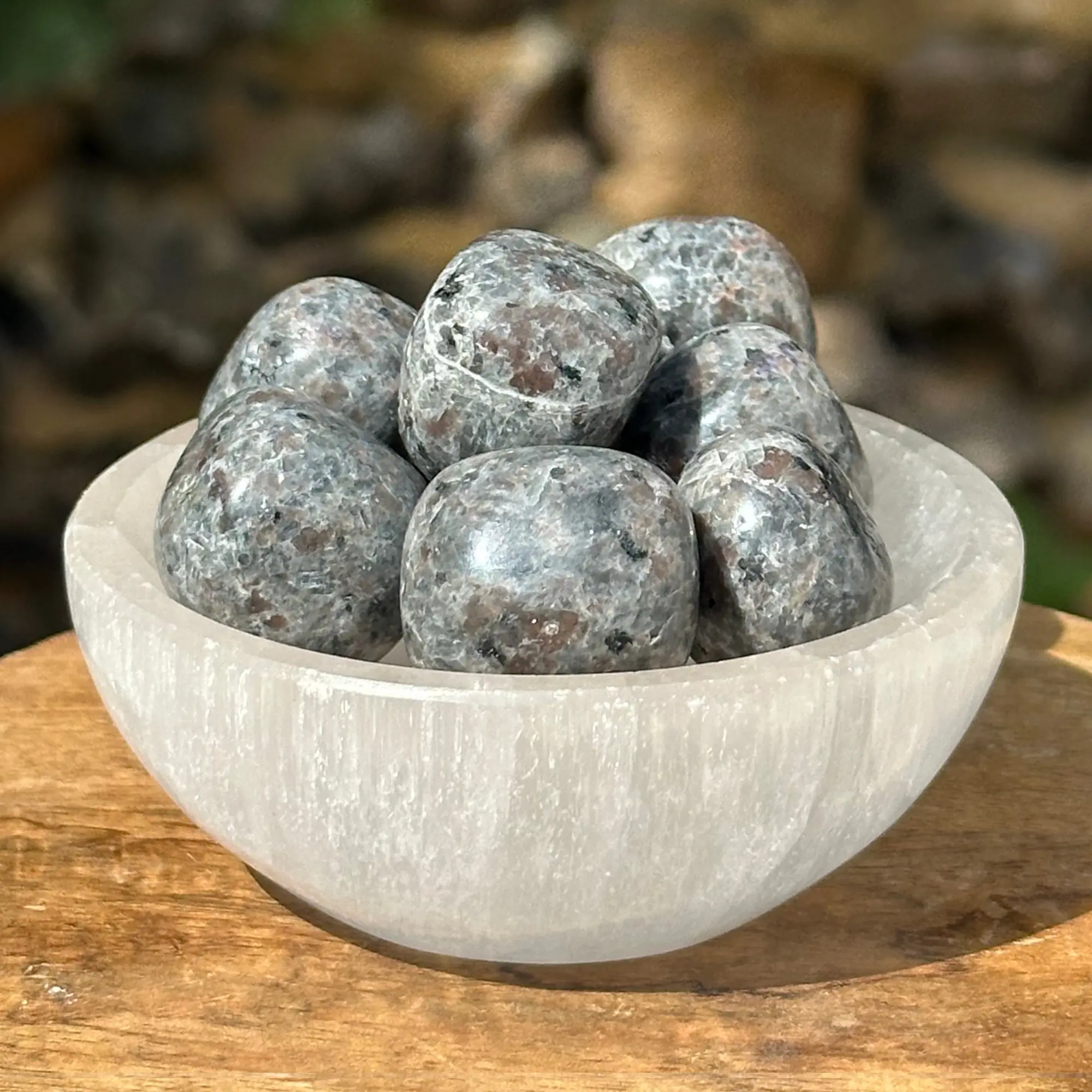 Yooperlite dans un bol