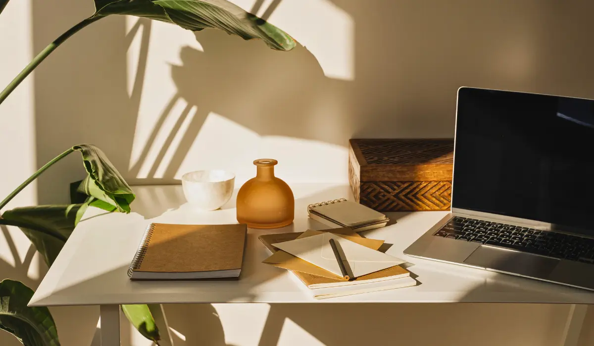 Un bureau tendant au perfectionnisme