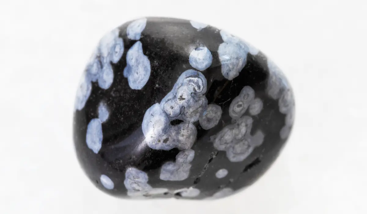 obsidienne flocon de neige polie