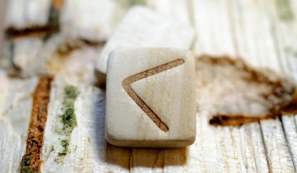 rune kenaz