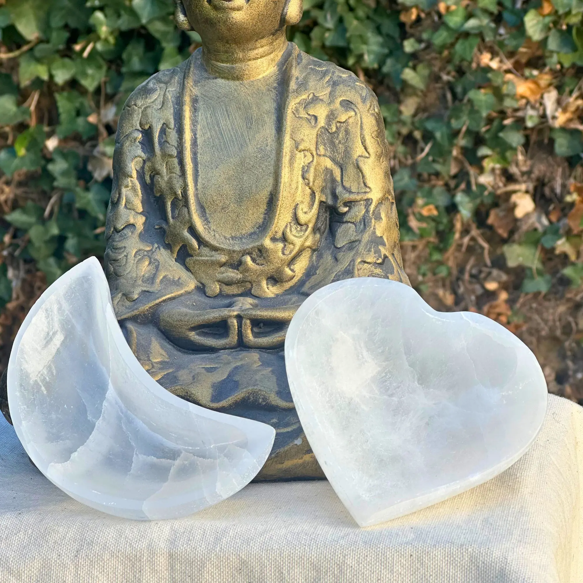 Bol sélénite coeur et lune côté face