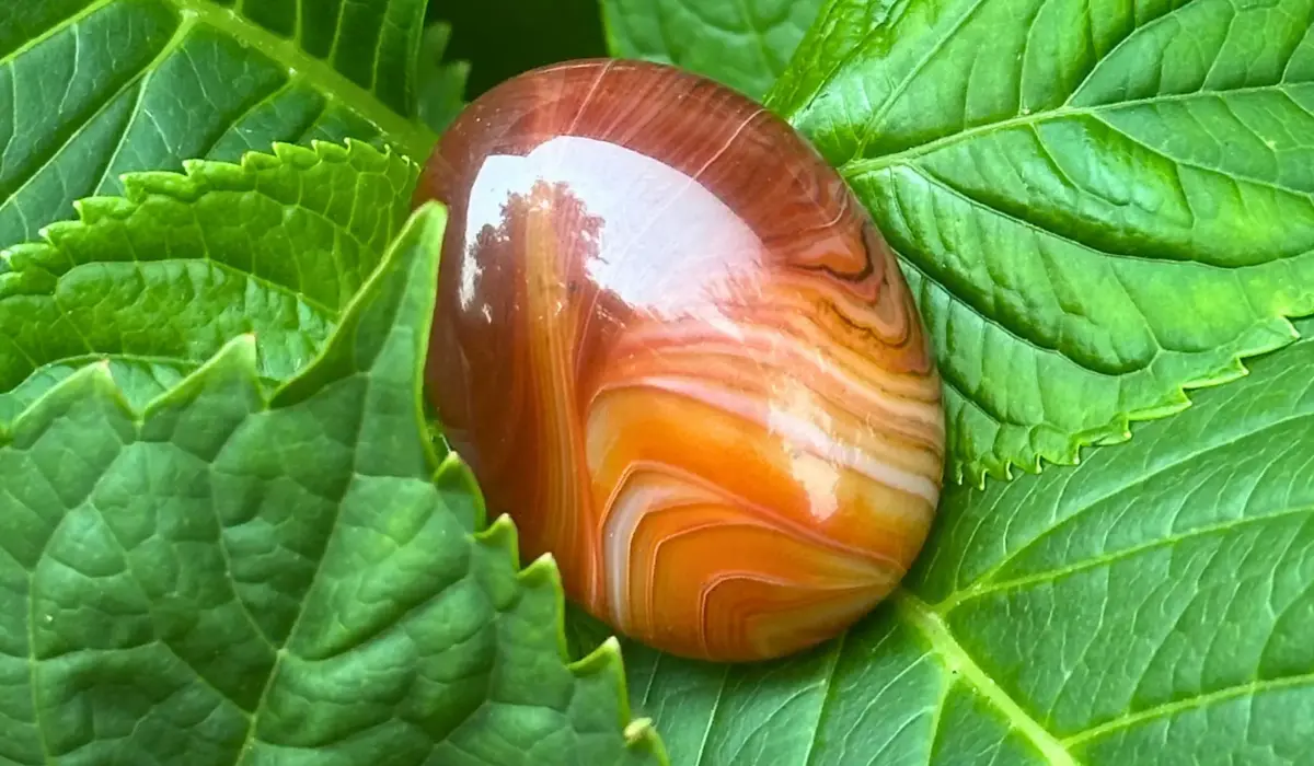 Pierres rouges sardonyx